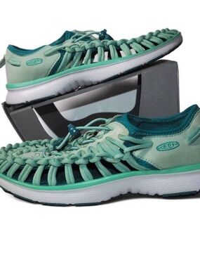 Keen Women's Aqua Mint UNEEK Two-Strand Sandal